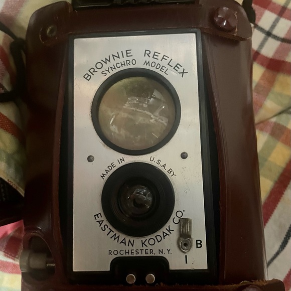 1940’s video camera in leather case / 1960’s color photo camera / vintage lense - Picture 11 of 16